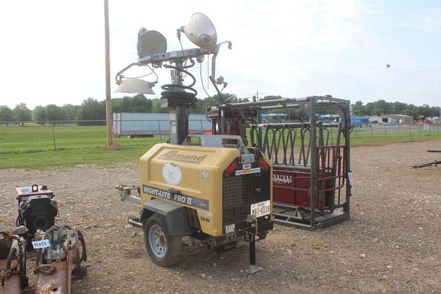 Image of Allmand Night Lite Pro II equipment image 1