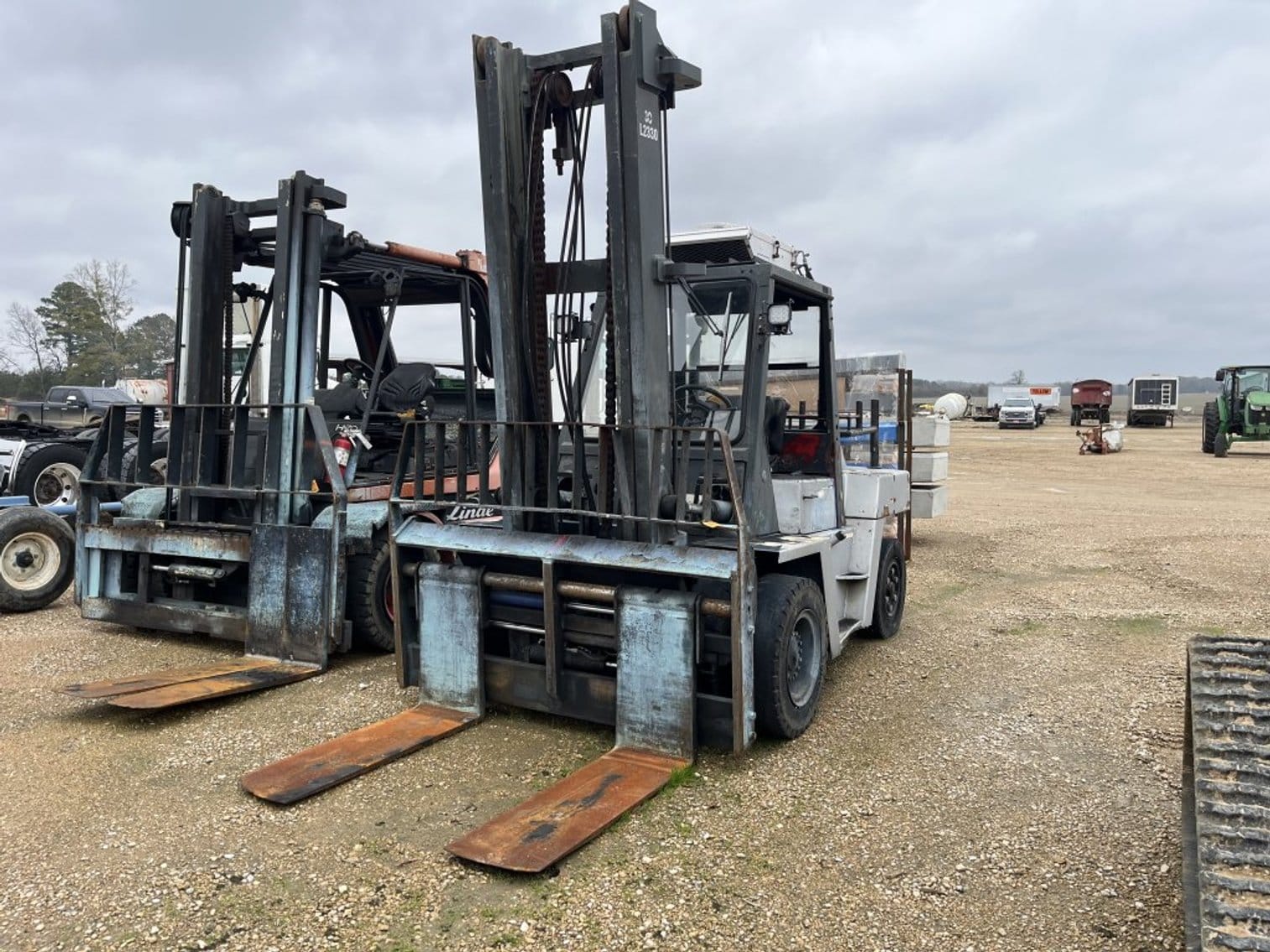 Nissan 15500 Equipment Image0