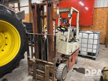 Main image Nissan 30