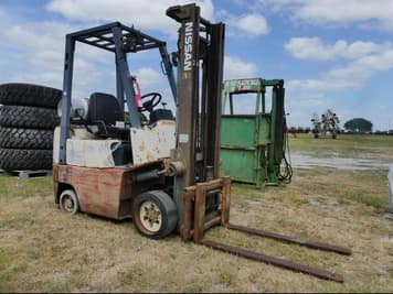 Main image Nissan 30