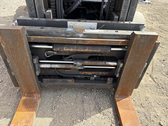 Image of Nissan 40 equipment image 4
