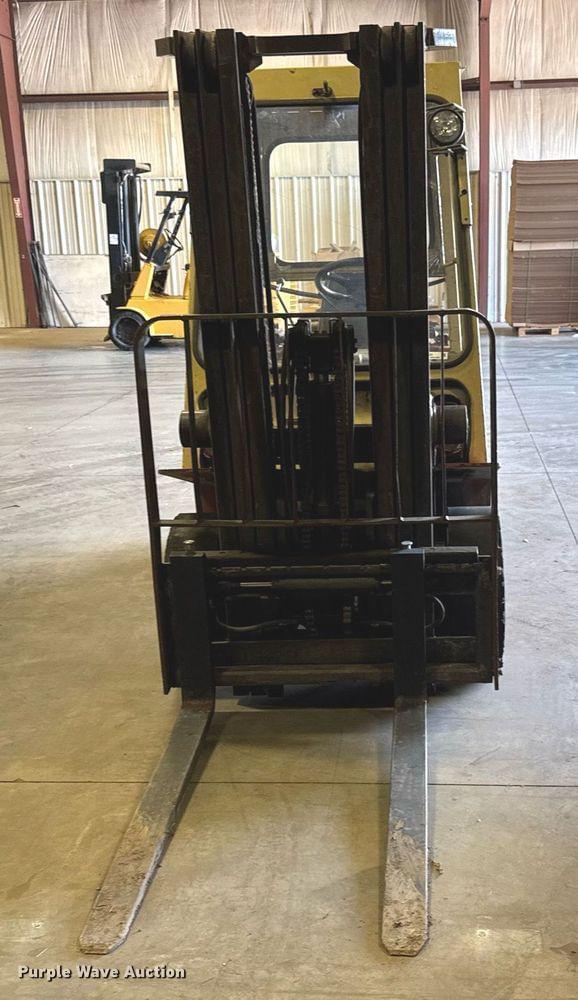Image of Nissan 50 equipment image 1