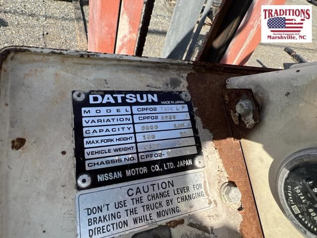 Image of Nissan 50 equipment image 2