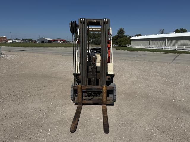 Image of Nissan 50 equipment image 3