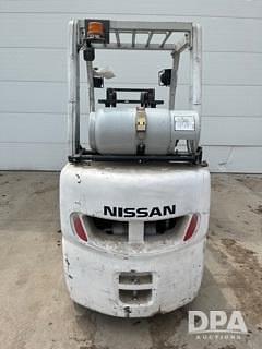 Image of Nissan 50 equipment image 1