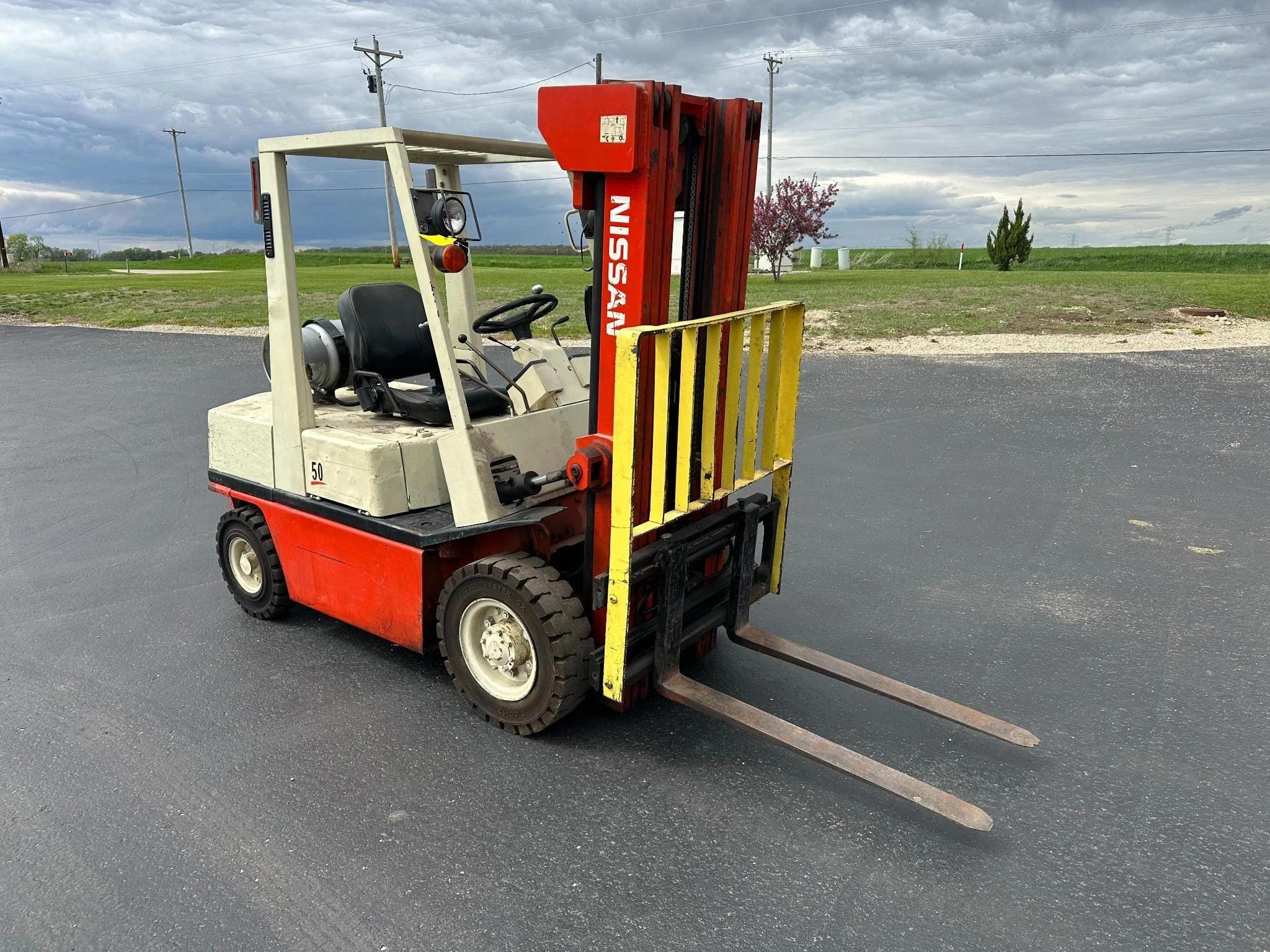 Nissan  KPH02A25PV Equipment Image0