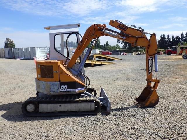 Image of Nissan SB20 equipment image 2