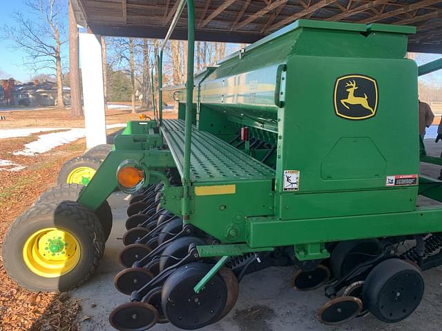 Image of John Deere 1590 equipment image 4