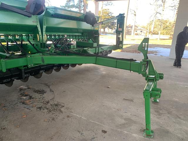 Image of John Deere 1590 equipment image 3