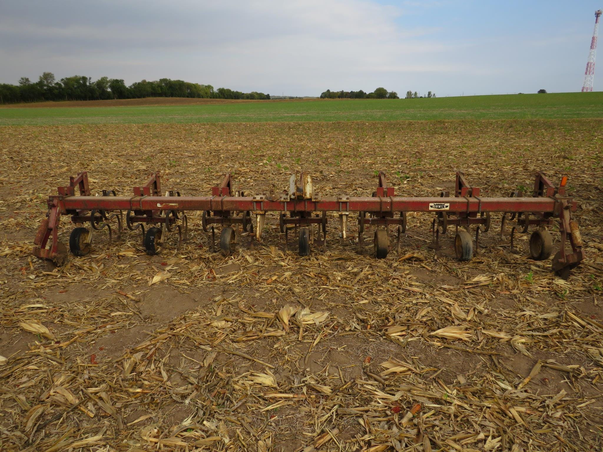 Noble 6RW Equipment Image0