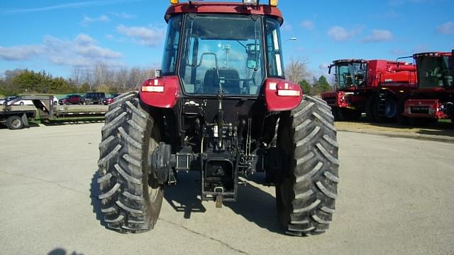 Image of Case IH Farmall 95 equipment image 2