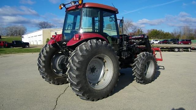 Image of Case IH Farmall 95 equipment image 3