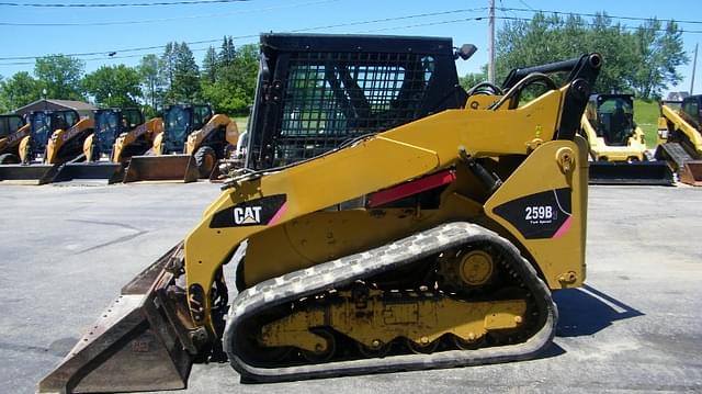 Image of Caterpillar 259B3 equipment image 2