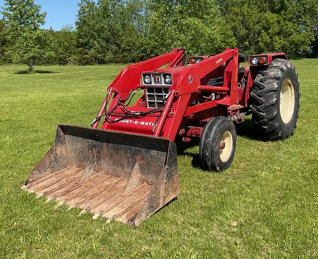 Image of International Harvester 684 equipment image 2