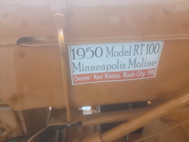 Image of Minneapolis-Moline R equipment image 4