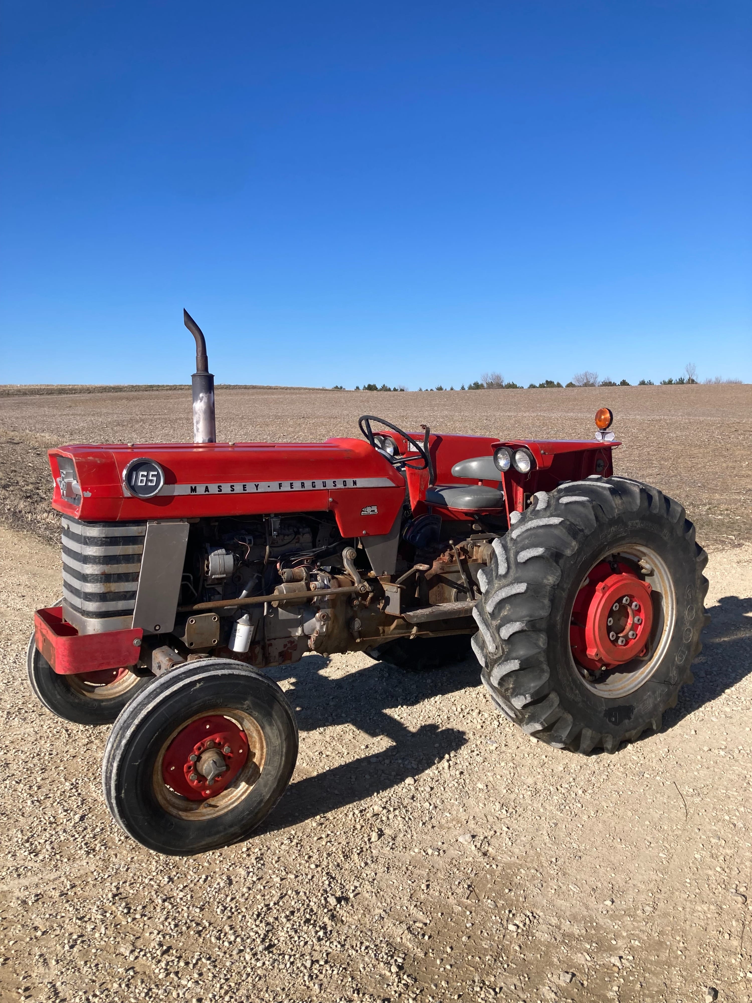Main image Massey Ferguson 165
