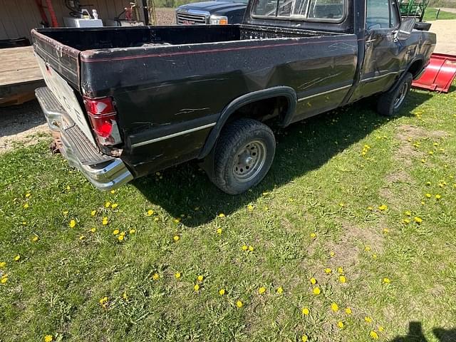 Image of Dodge Ram 1500 equipment image 1