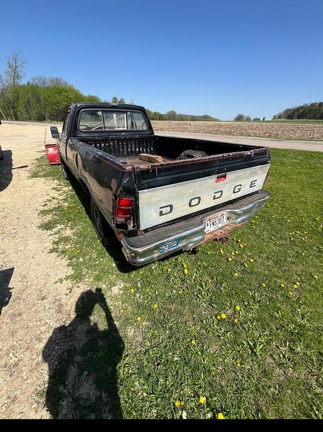 Image of Dodge Ram 1500 equipment image 2
