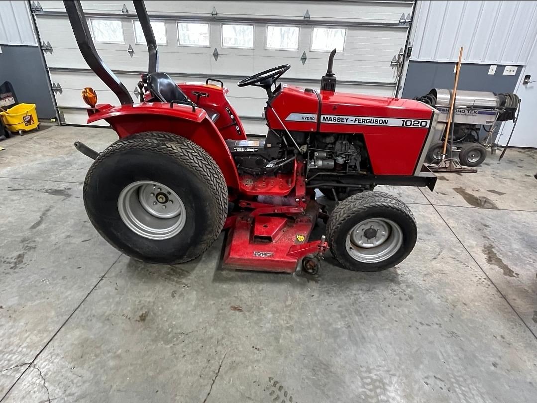 Image of Massey Ferguson 1020 Primary image