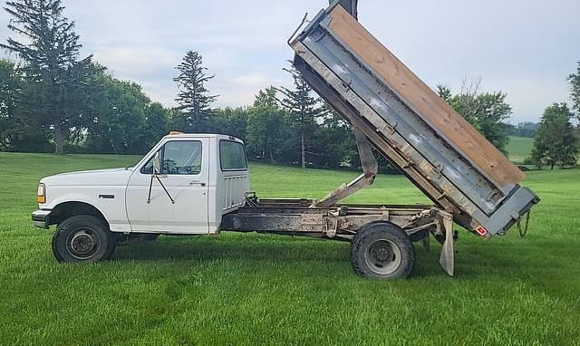 Image of Ford Super Duty equipment image 1