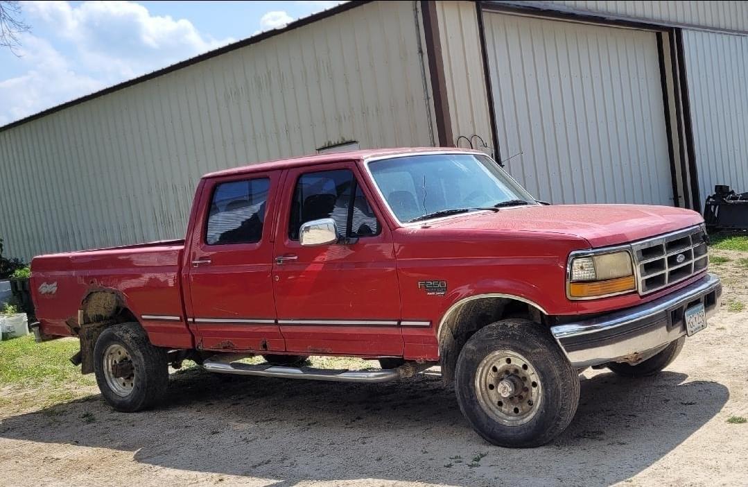 Image of Ford F-250 Primary image