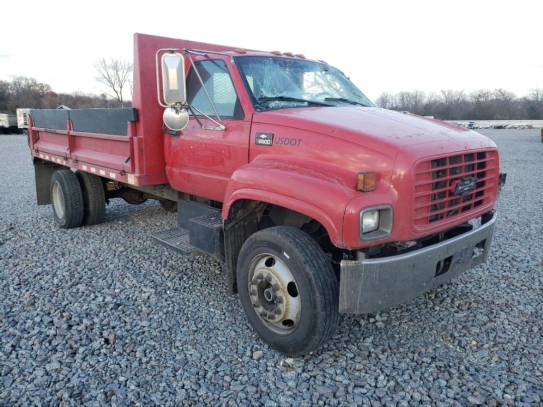 Image of Chevrolet C6500 Image 0