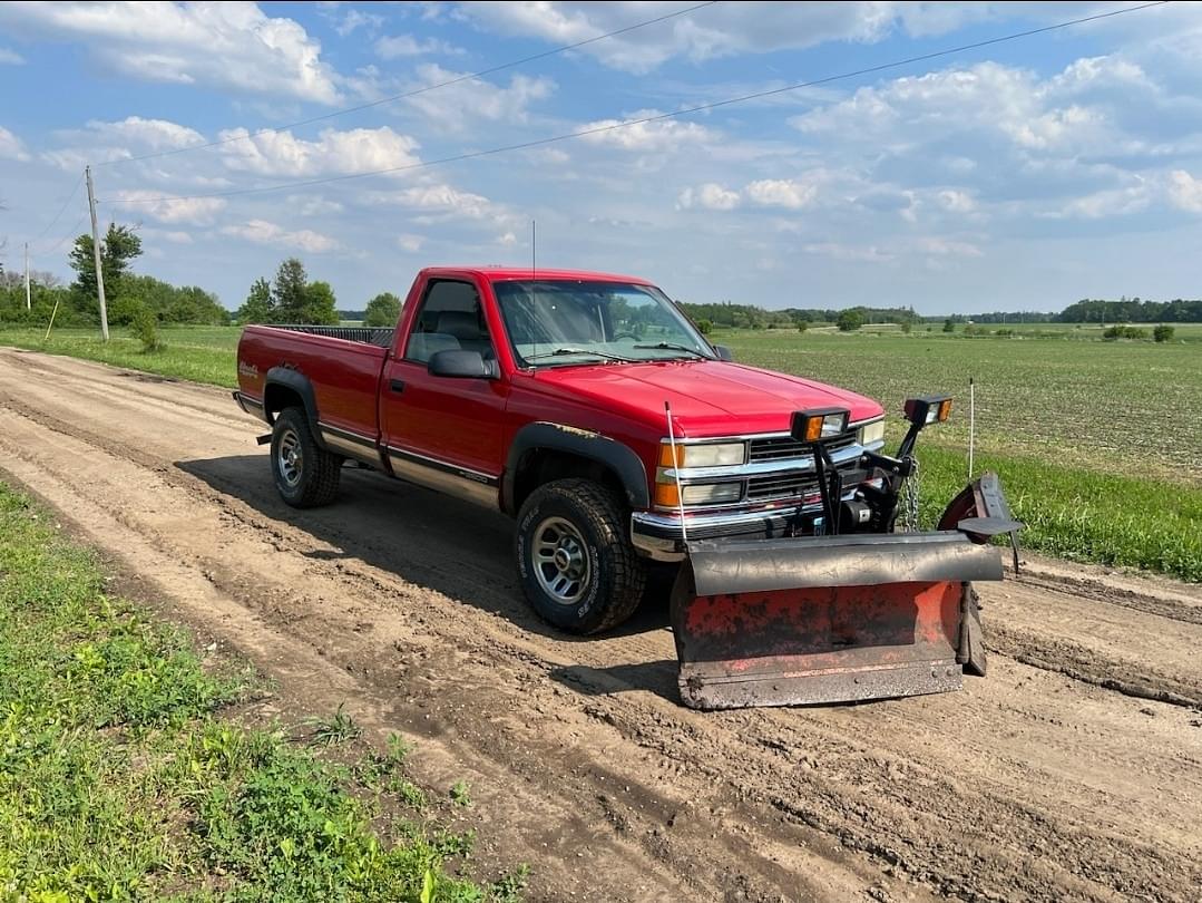 Image of Chevrolet 2500 Primary image