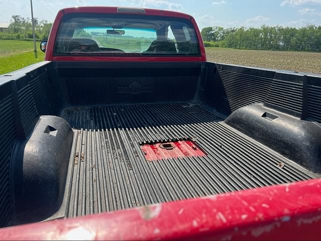 Image of Dodge Ram 3500 equipment image 4