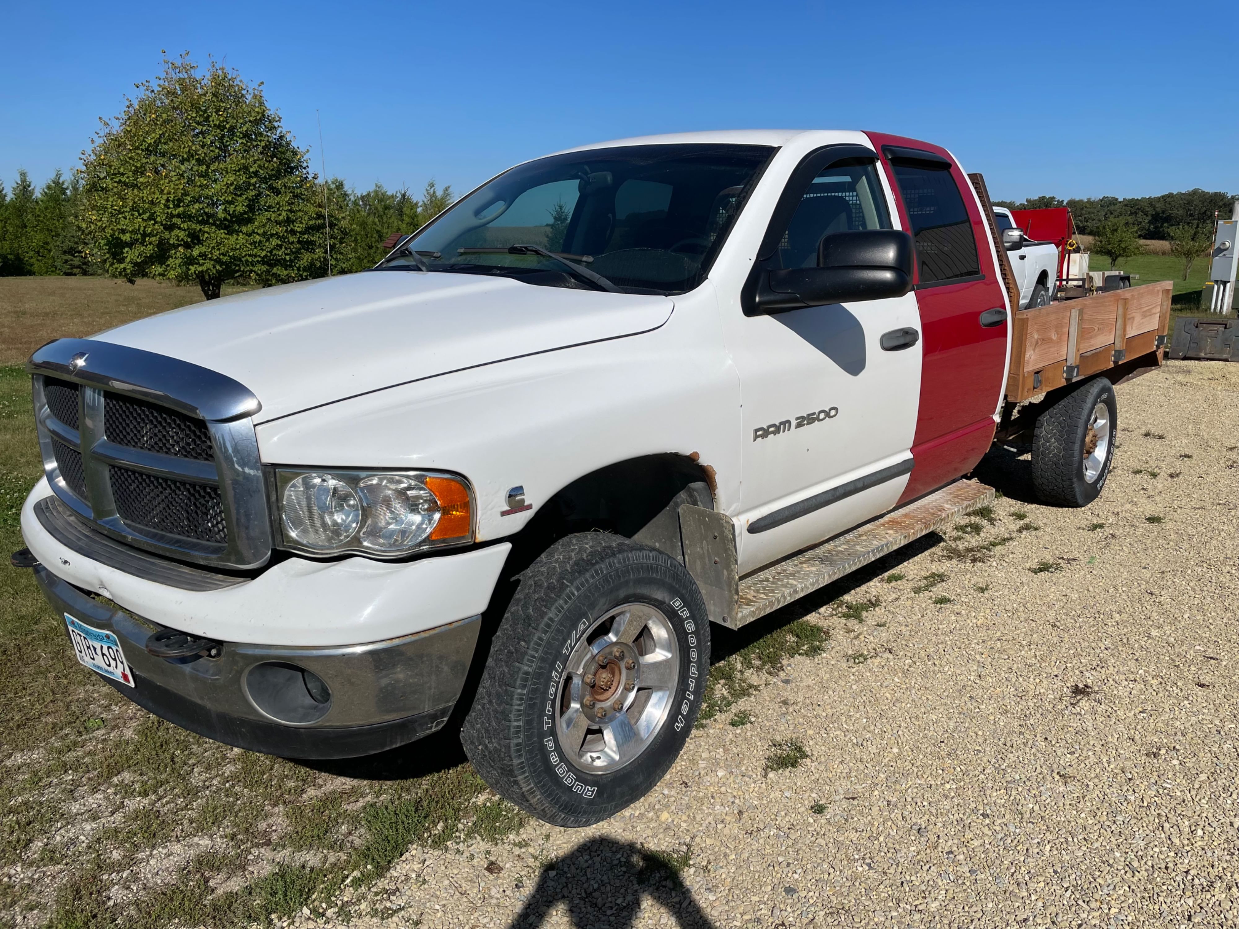 2003 Dodge Ram 2500 Equipment Image0