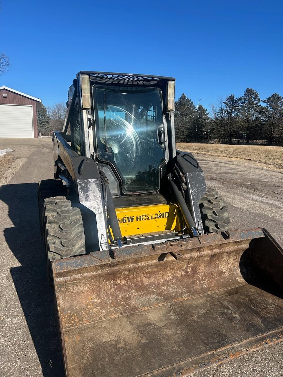 Image of New Holland L170 Primary image