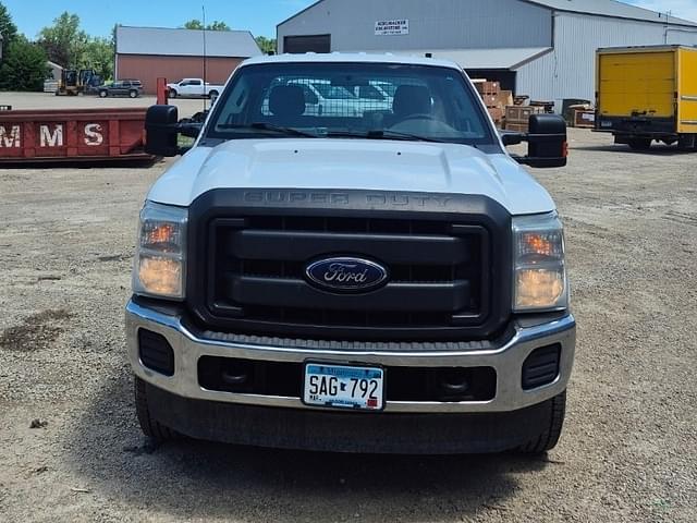 Image of Ford F-250 equipment image 2
