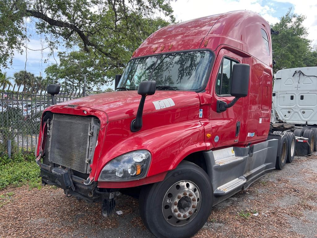 Image of Freightliner Cascadia Primary image