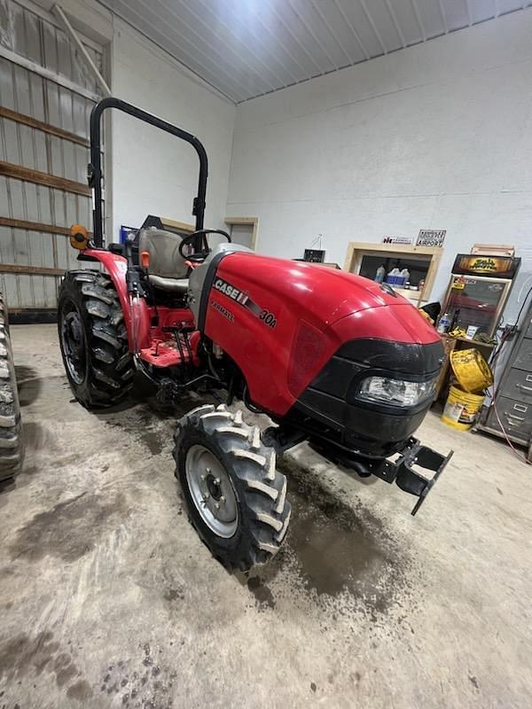 Image of Case IH Farmall 130A Primary image