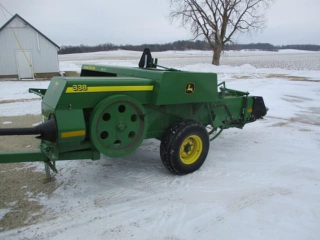 Image of John Deere 338 equipment image 3