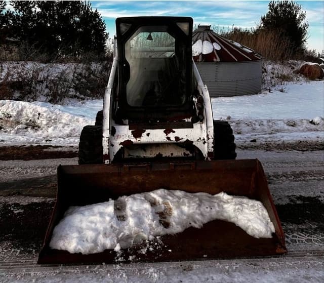 Image of Bobcat 773 equipment image 2