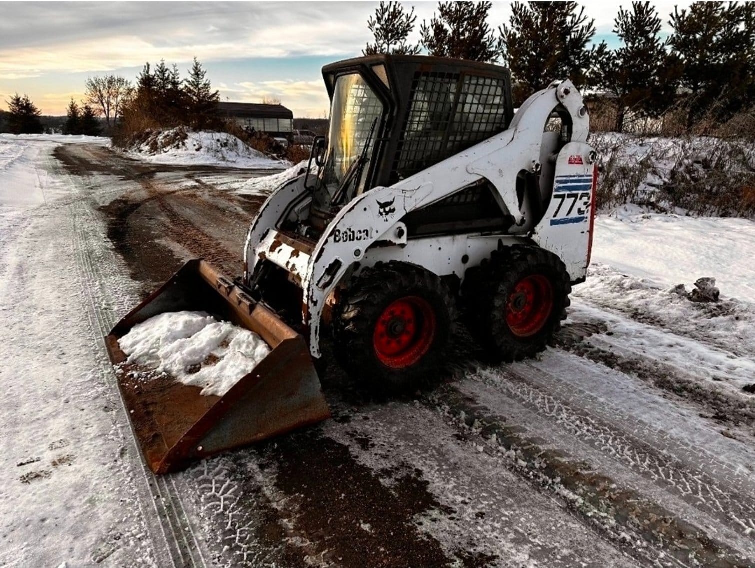 Bobcat 773 Equipment Image0