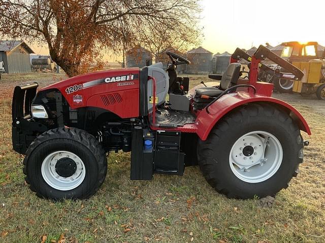 Image of Case IH Farmall 120C equipment image 1