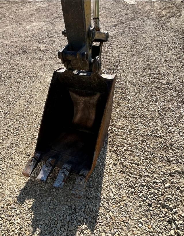 Image of Caterpillar 307SSR equipment image 4