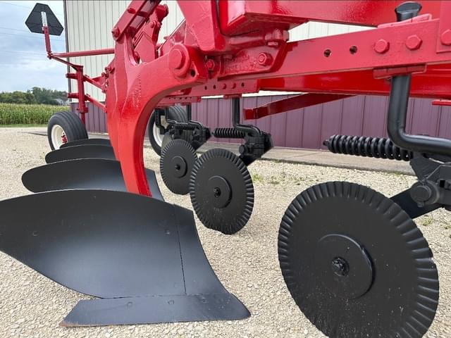 Image of International Harvester 720 equipment image 4