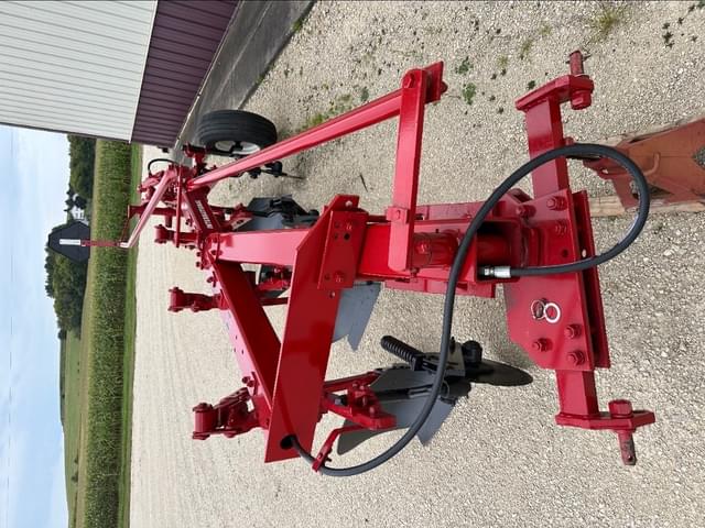 Image of International Harvester 720 equipment image 3