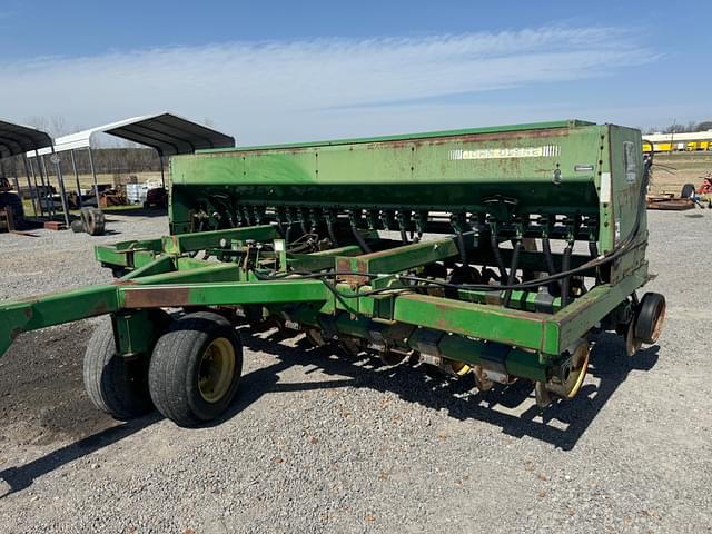 Image of John Deere 750 equipment image 1