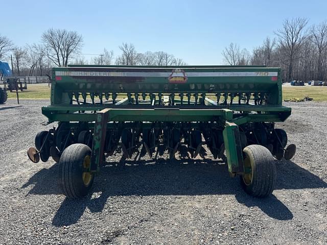 Image of John Deere 750 equipment image 3