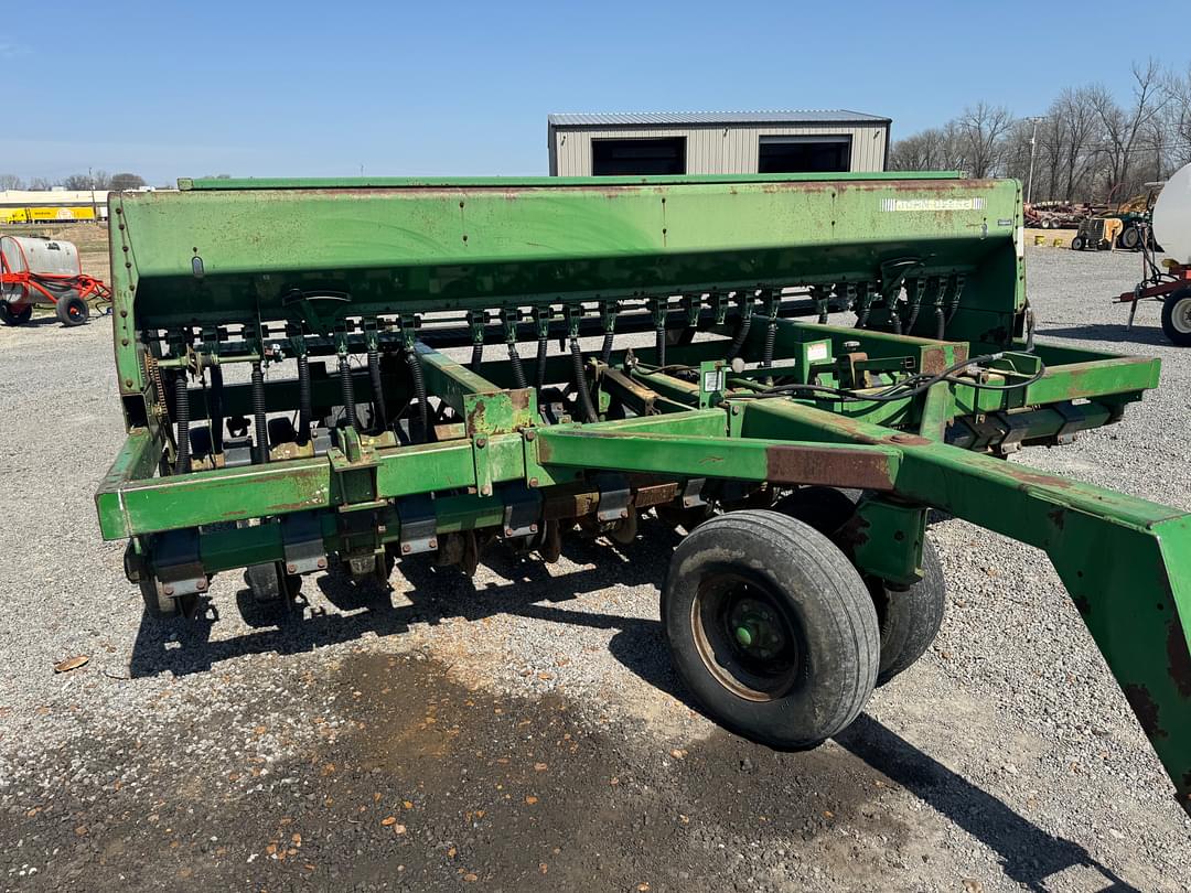 Image of John Deere 750 Primary image