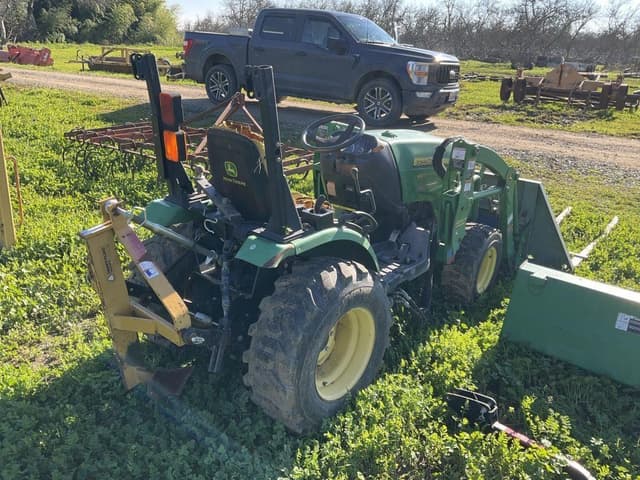Image of John Deere 2025R equipment image 4