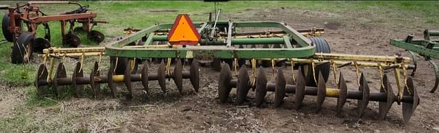 Image of John Deere 210 equipment image 4