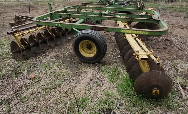 Image of John Deere 210 equipment image 3