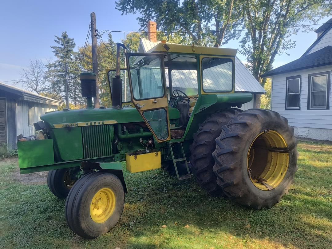 Image of John Deere 4020 Primary image