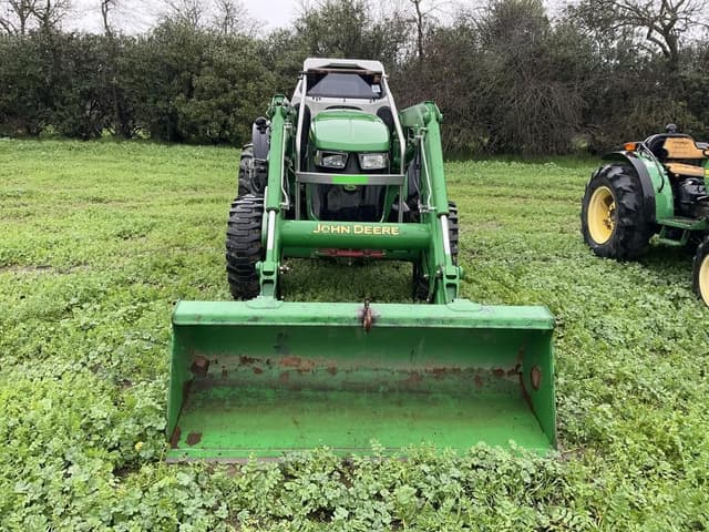 Image of John Deere 5085M equipment image 1