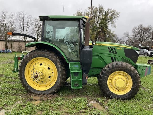 Image of John Deere 6155R equipment image 4