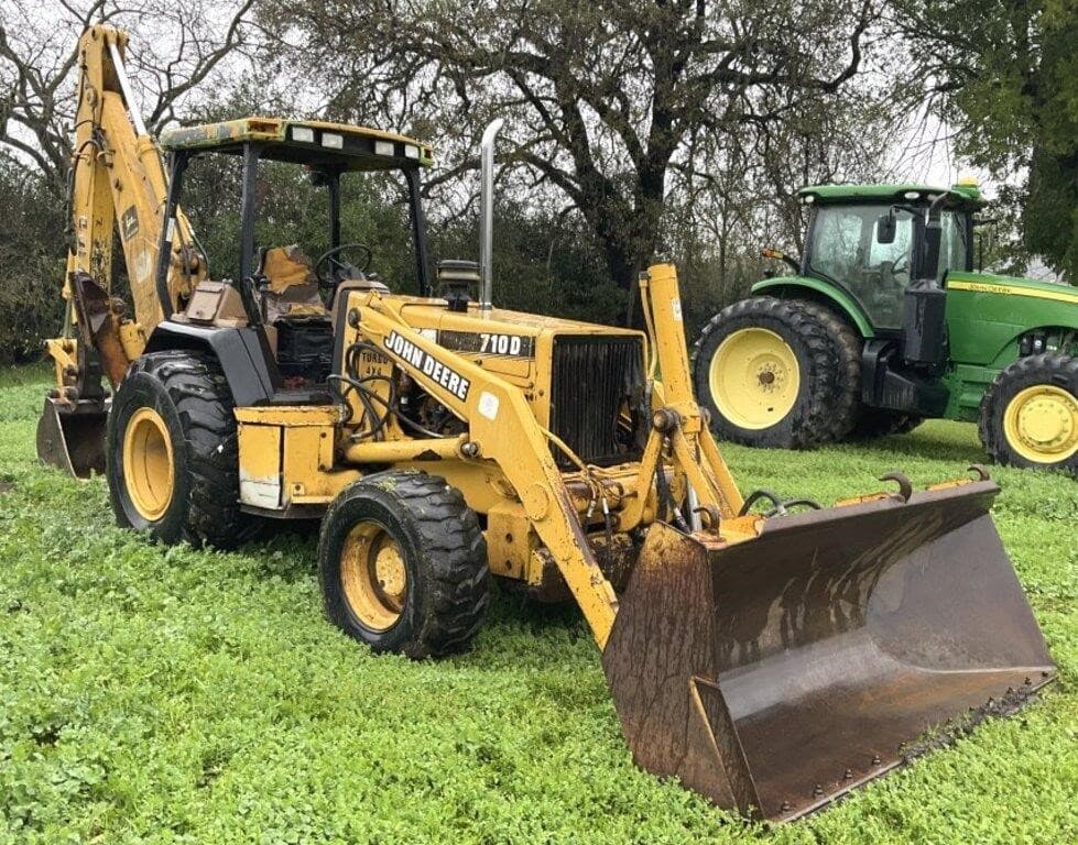 Image of John Deere 710D Primary image